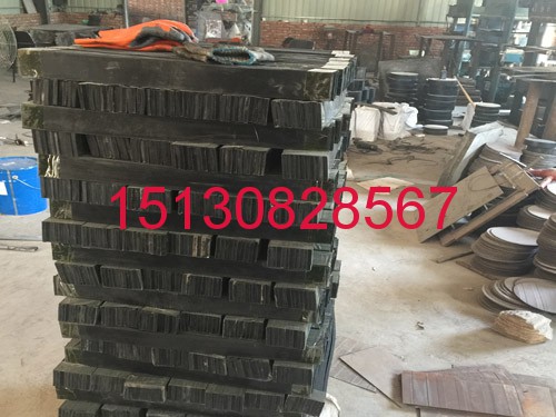 橡膠板英文名稱為：rubbermat，rubber sheet，rubber tile