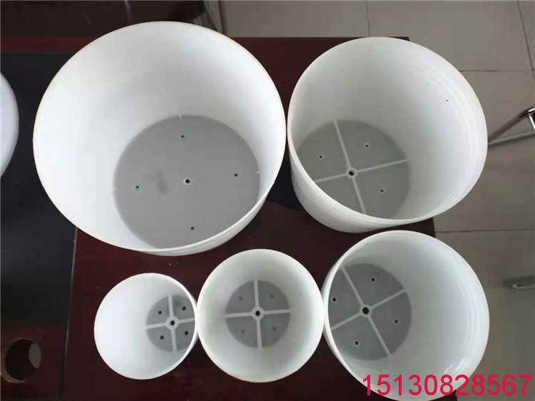 管道預(yù)留洞套筒 樓房排水管道預(yù)留孔模具使用實拍3